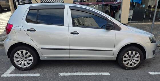 VOLKSWAGEN FOX 1.6 MI 8V FLEX 4P MANUAL